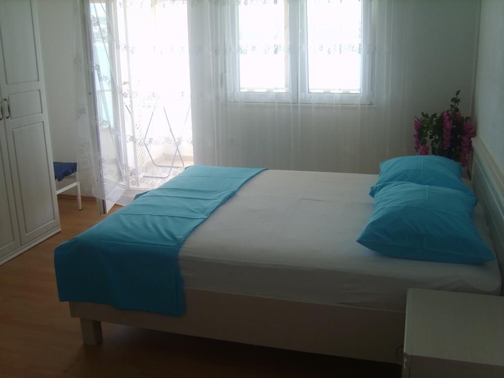 Apartments Iva Alla โตรกีร์ ห้อง รูปภาพ