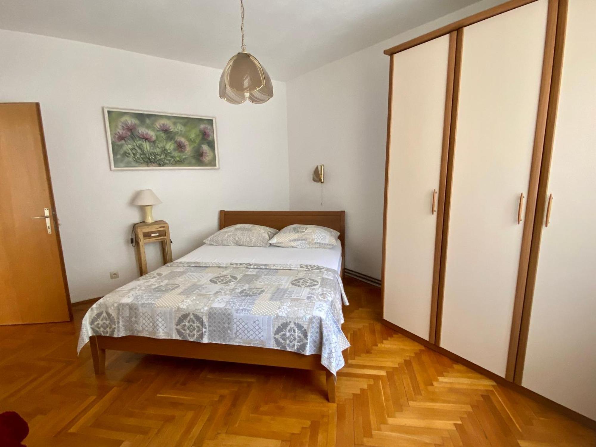 Apartments Iva Alla โตรกีร์ ภายนอก รูปภาพ